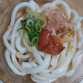 さっぱり♪冷やし梅かつおぶしうどん